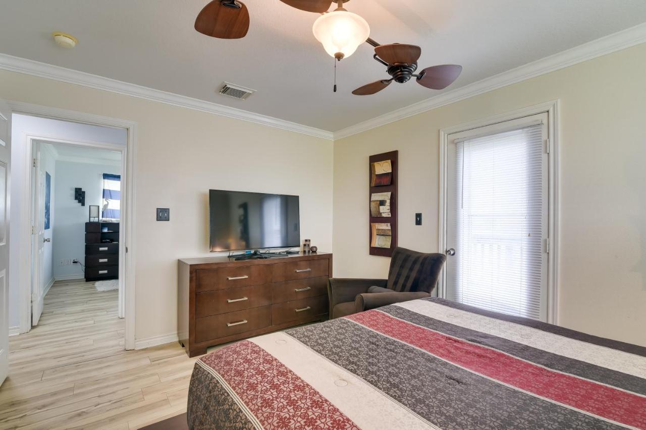 הוילה Galveston Escape With Entertainment Patio And Deck! מראה חיצוני תמונה